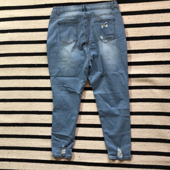 2 Pairs Shein Curve Pants - Picture 6 of 7